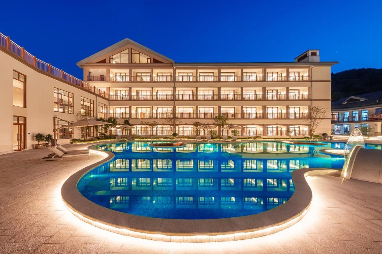 Novotel Qiandao Lake Chun'an Exteriör bild