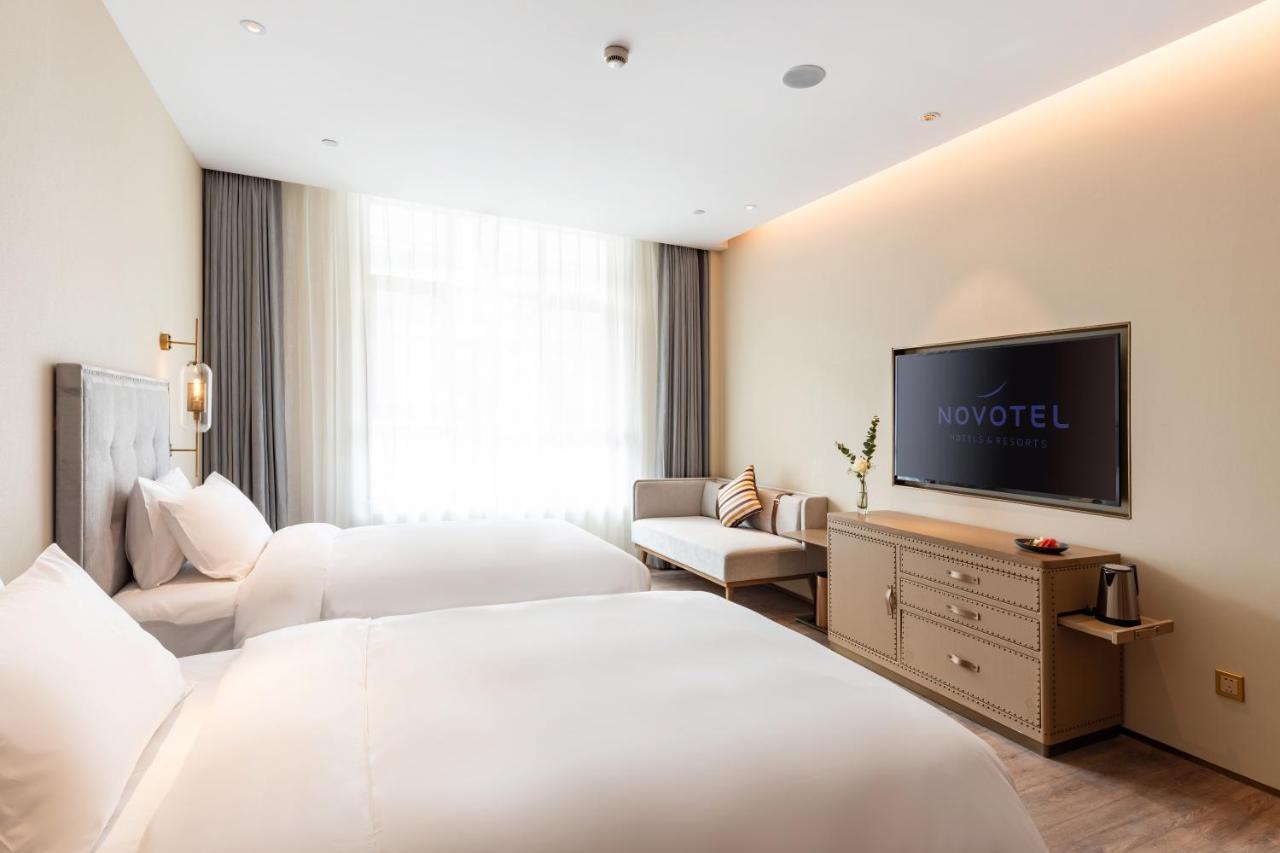 Novotel Qiandao Lake Chun'an Exteriör bild